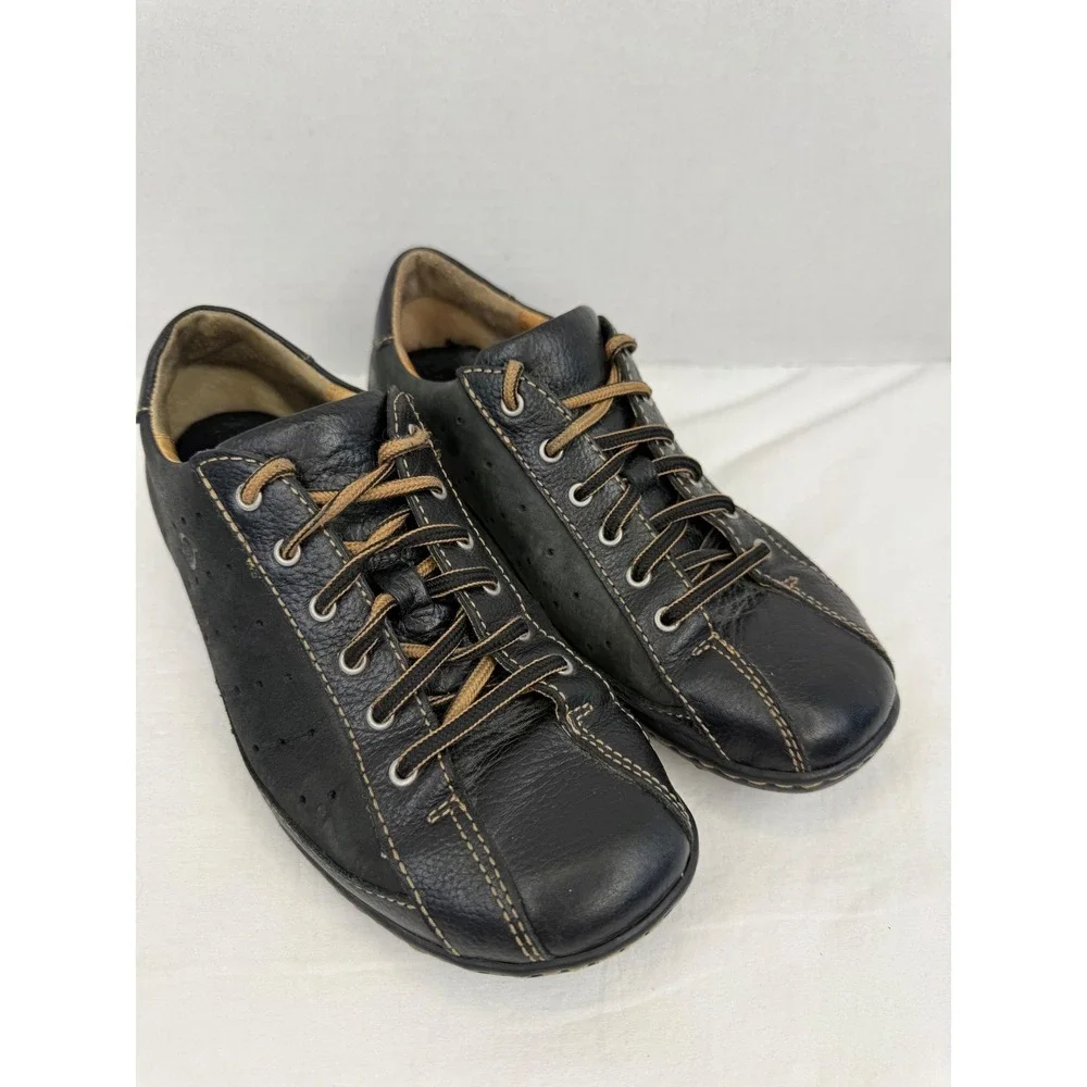 Born‎ Black Grey Leather Suede Low Top Lace Up Casual Ballet Sneakers Sz 8 / 39